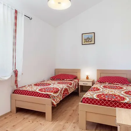 Kuca Maja Hébergement de vacances *